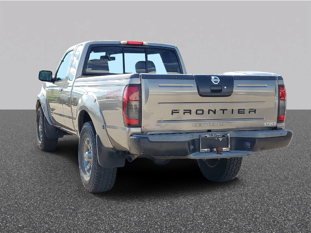 Used 2004 Nissan Frontier XE Desert Runner w/ (VTP) Value Truck Pkg AWD/4WD image 3