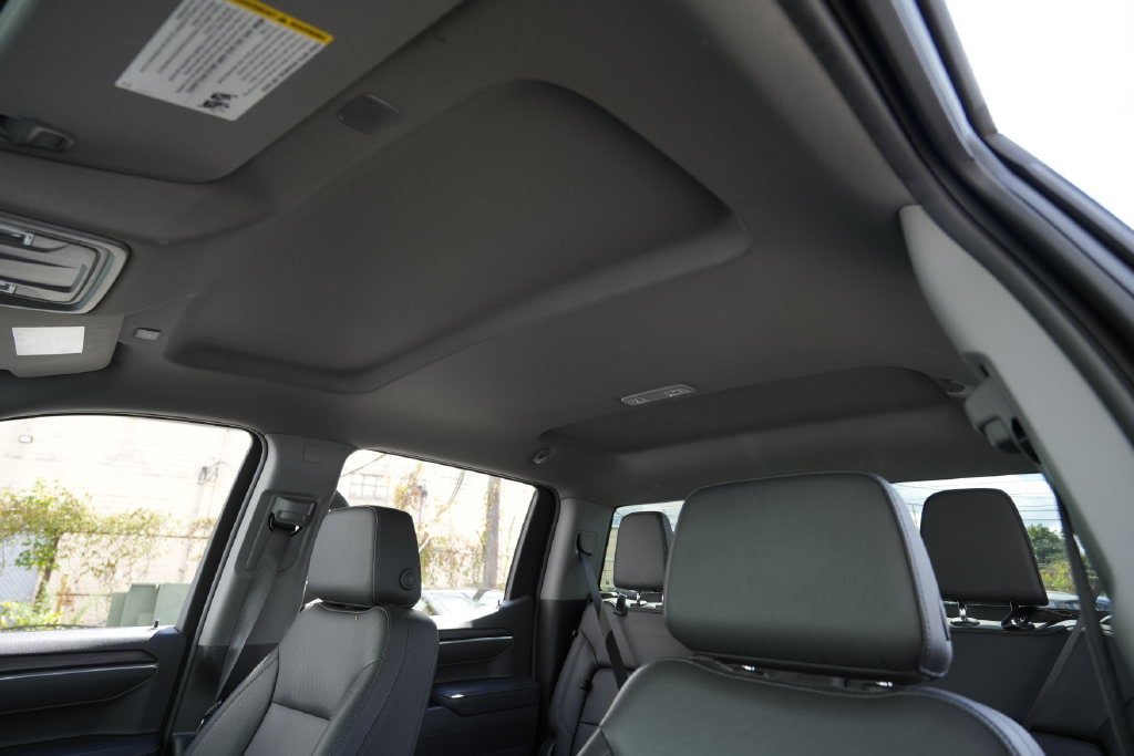Used 2025 GMC Sierra 1500 SLT AWD/4WD image 23