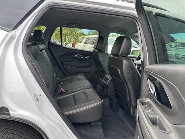 Used 2024 GMC Terrain AT4 w/ Infotainment Package II AWD/4WD image 14