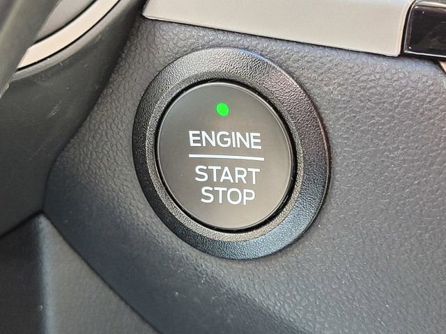 Used 2022 Ford Escape SE w/ Convenience Package FWD image 26