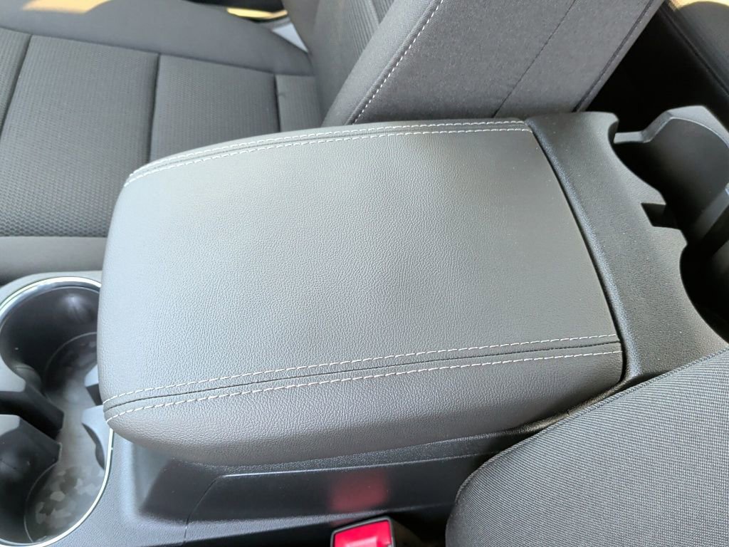 New 2026 GMC Canyon Elevation w/ Convenience Package image 30