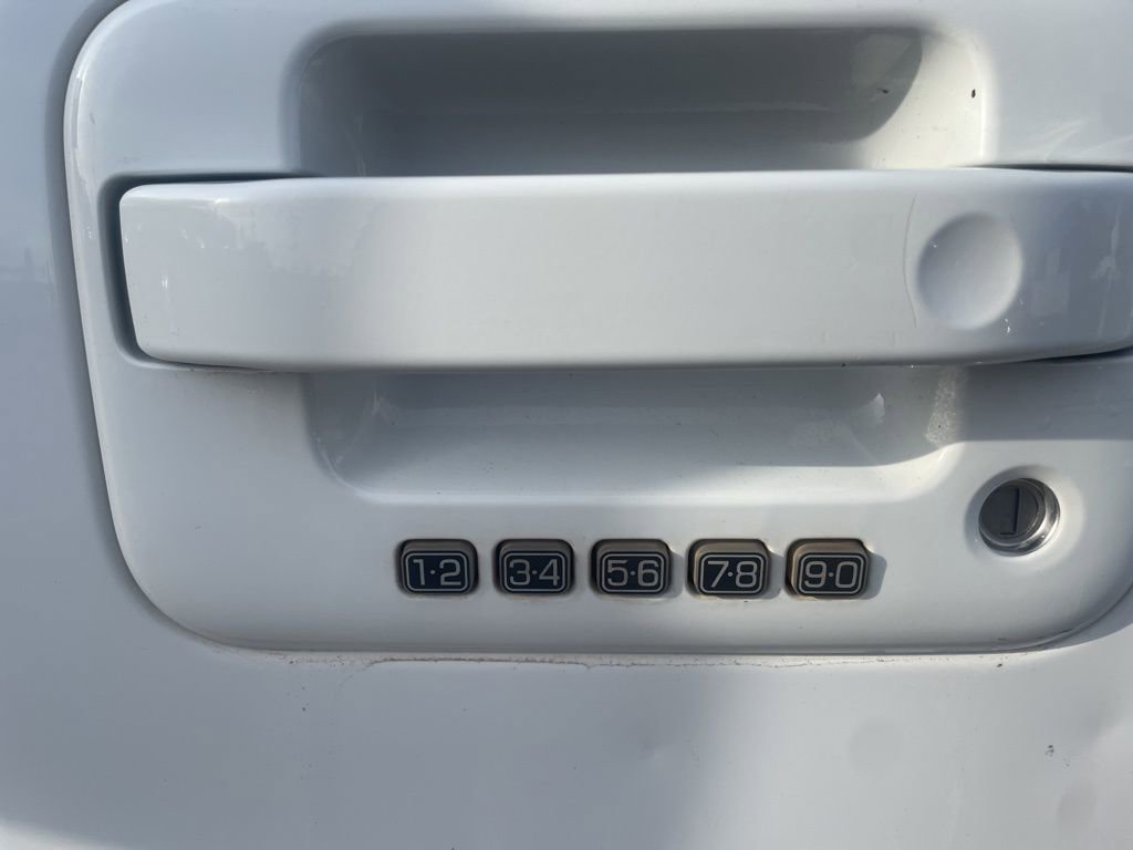 Used 2013 Ford F150 Lariat w/ Mid Equipment Group AWD/4WD image 12
