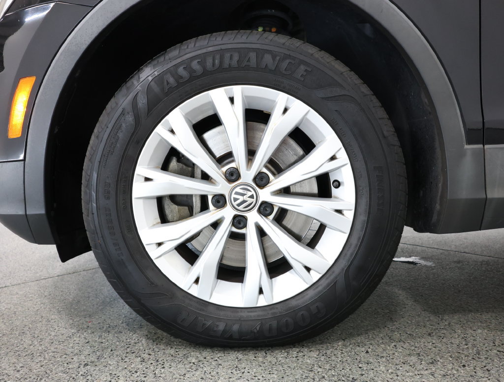 Used 2020 Volkswagen Tiguan S FWD image 5