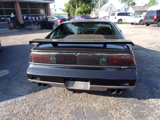 Used 1986 Pontiac Fiero GT image 6