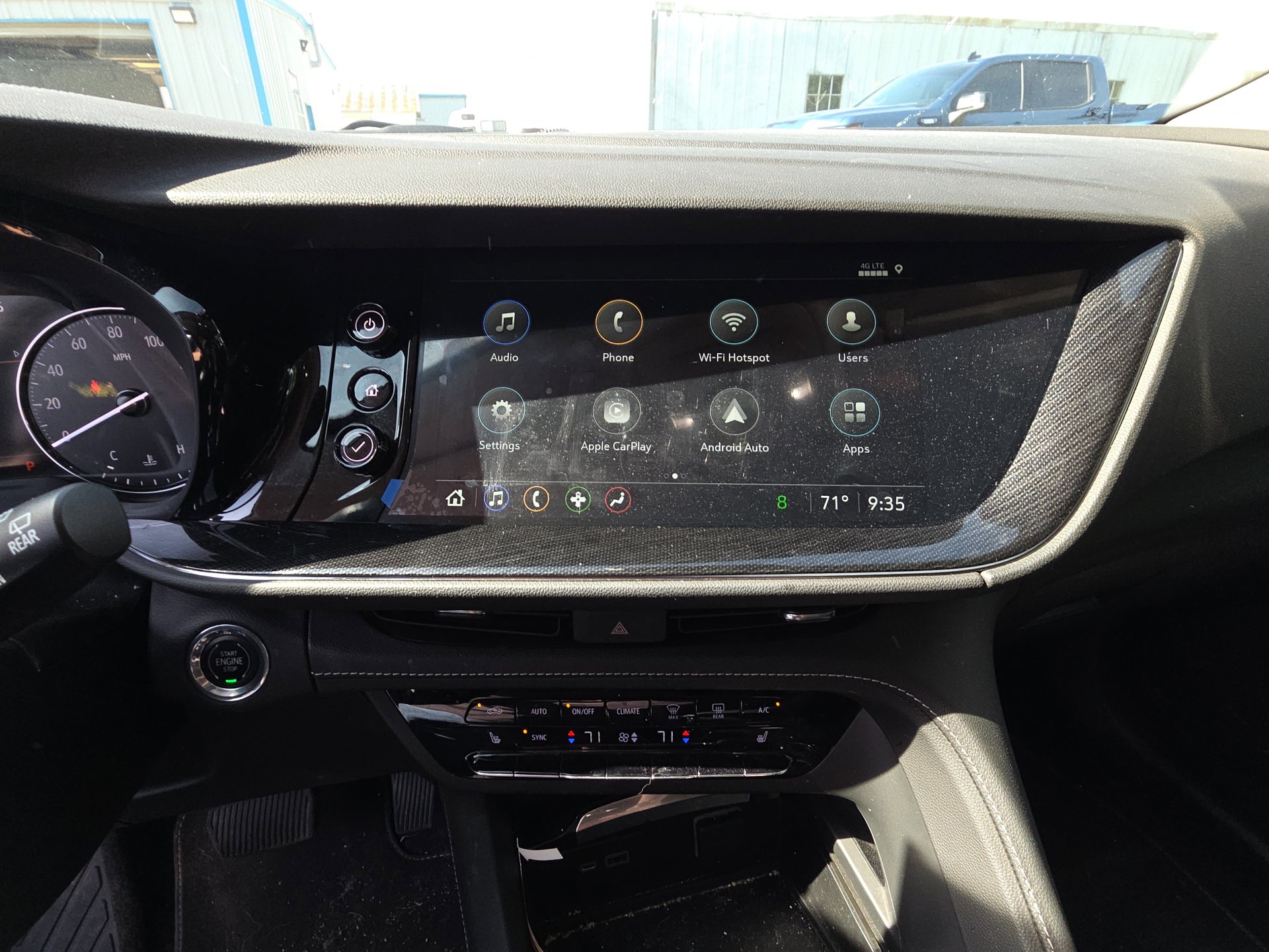 Used 2023 Buick Envision Essence FWD image 10