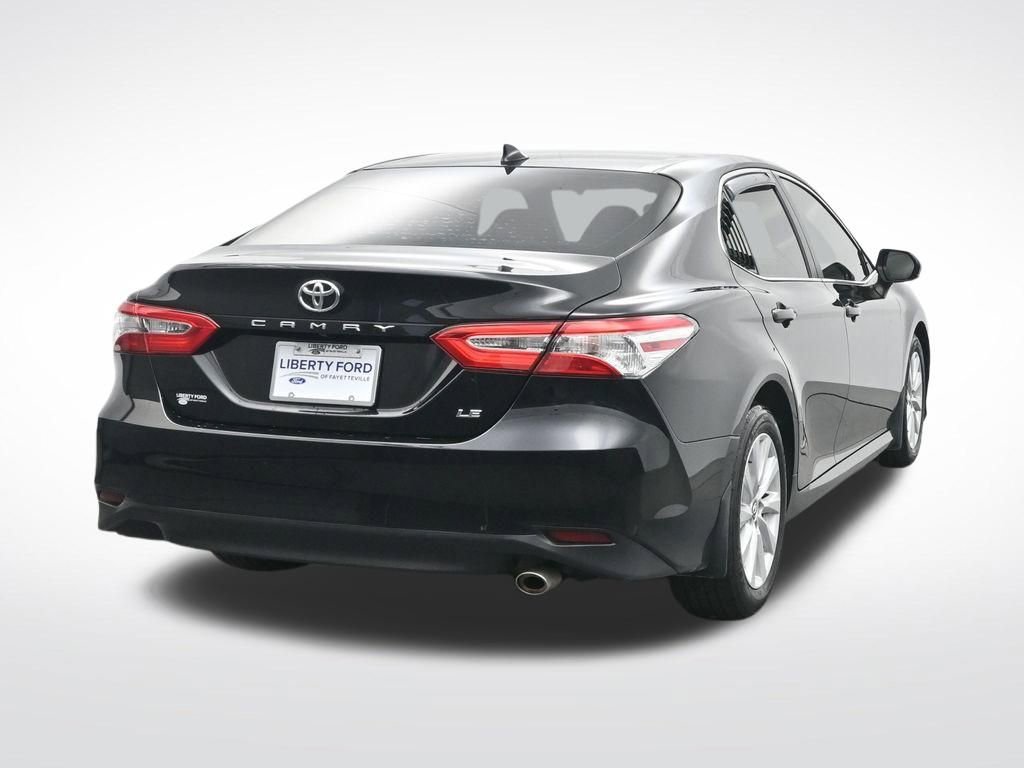 Used 2019 Toyota Camry LE image 7