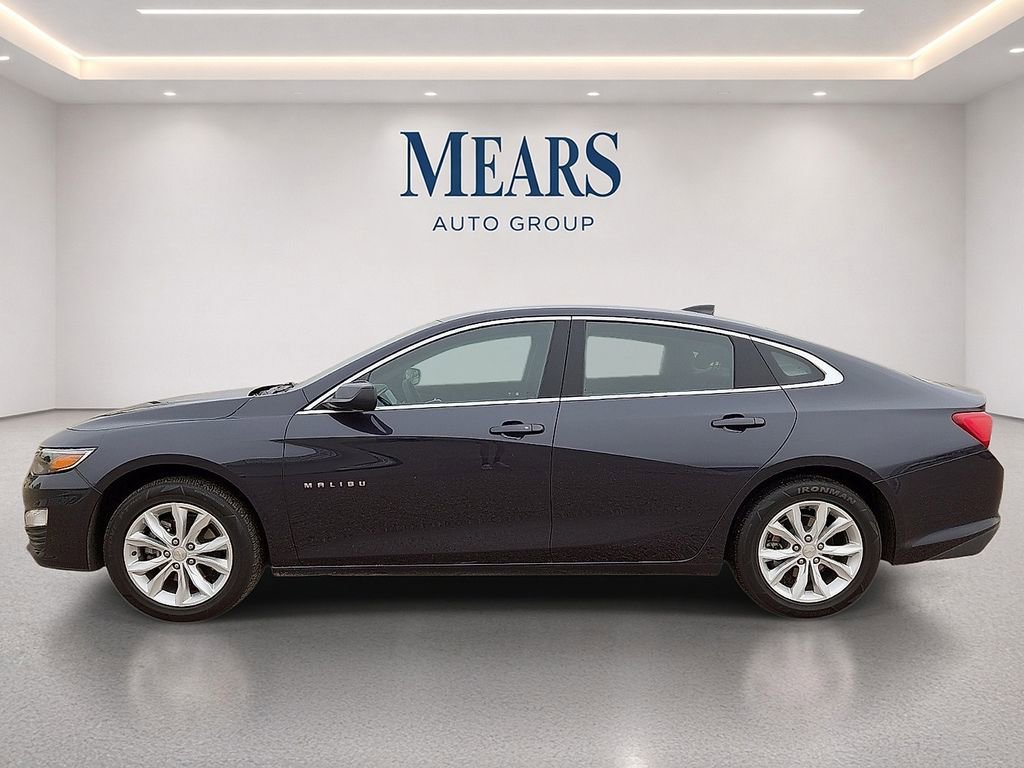 Used 2023 Chevrolet Malibu LT w/ Driver Confidence Package FWD image 2