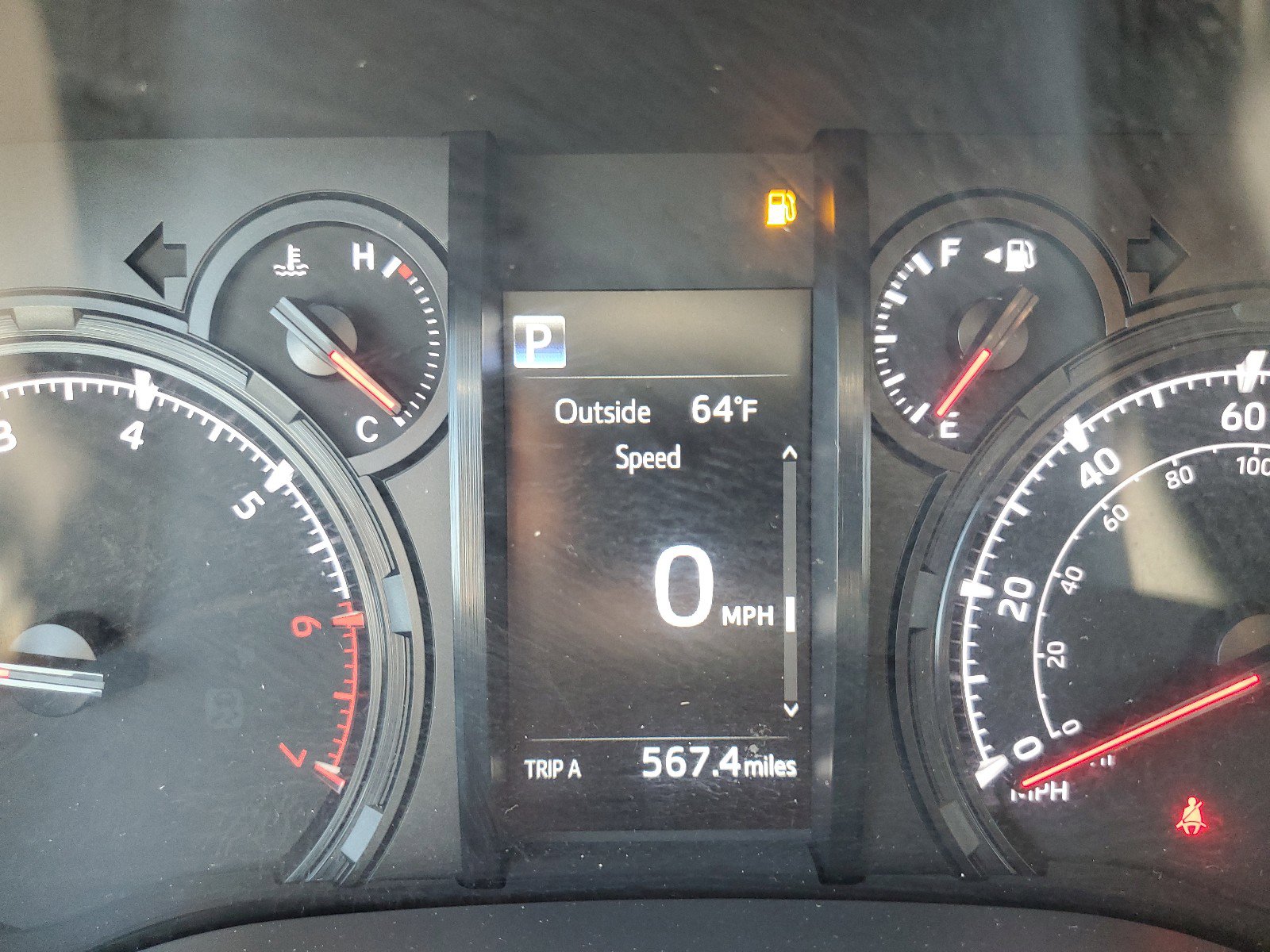 Used 2020 Toyota 4Runner SR5 AWD/4WD image 18