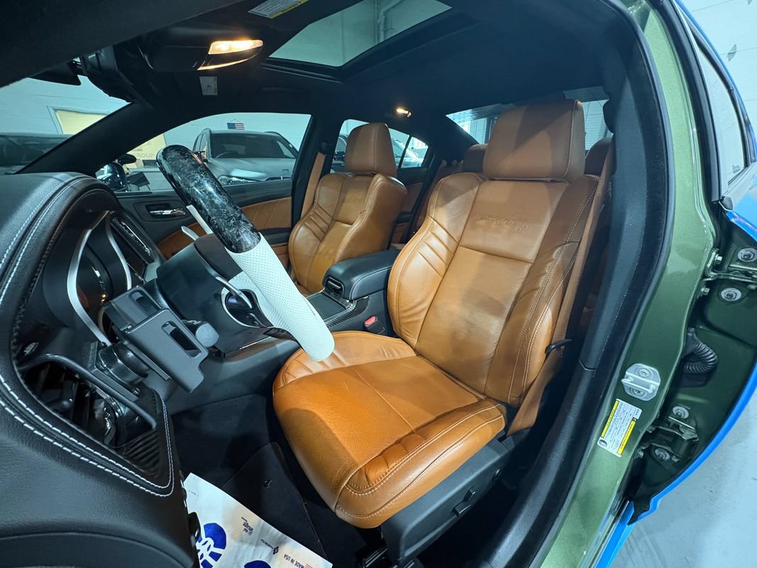 Used 2022 Dodge Charger SRT Hellcat RWD image 9