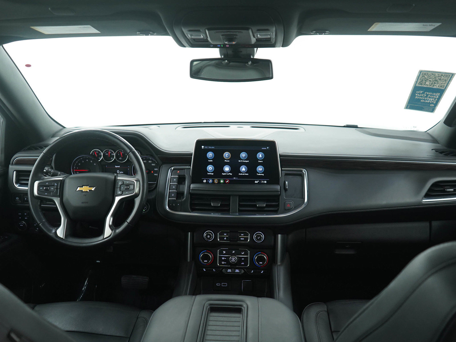 Used 2021 Chevrolet Suburban LT image 14