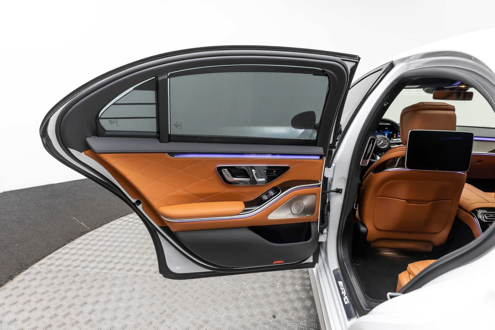 Used 2025 Mercedes-Benz S 63 AMG S w/ Rear Seat Package image 41