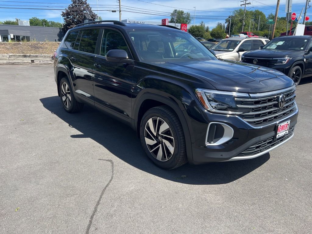 New 2026 Volkswagen Atlas SE image 3