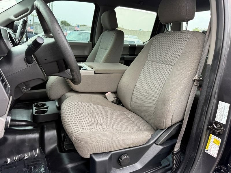 Used 2018 Ford F150 XLT w/ Trailer Tow Package RWD image 13