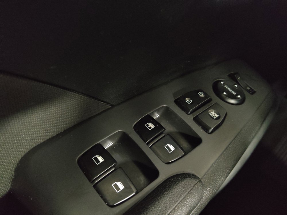 Used 2020 Hyundai Accent SE FWD image 27