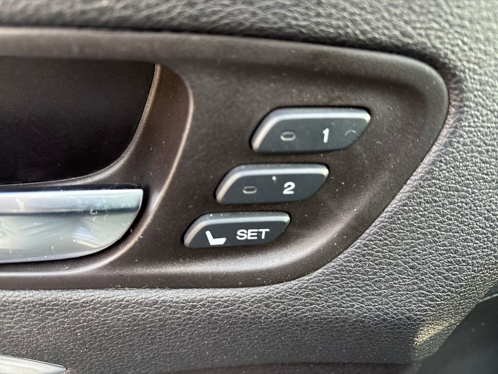 Used 2017 Acura MDX Sport Hybrid w/ Advance Pkg image 13