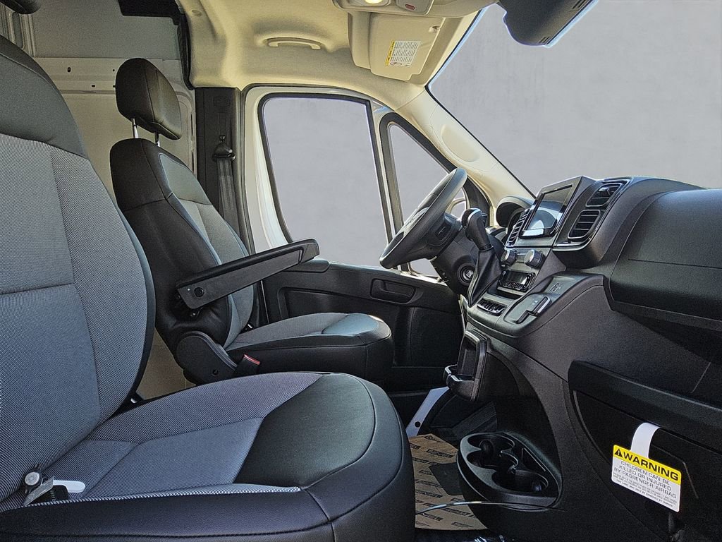 New 2026 RAM ProMaster 2500 w/ Convenience Group image 15