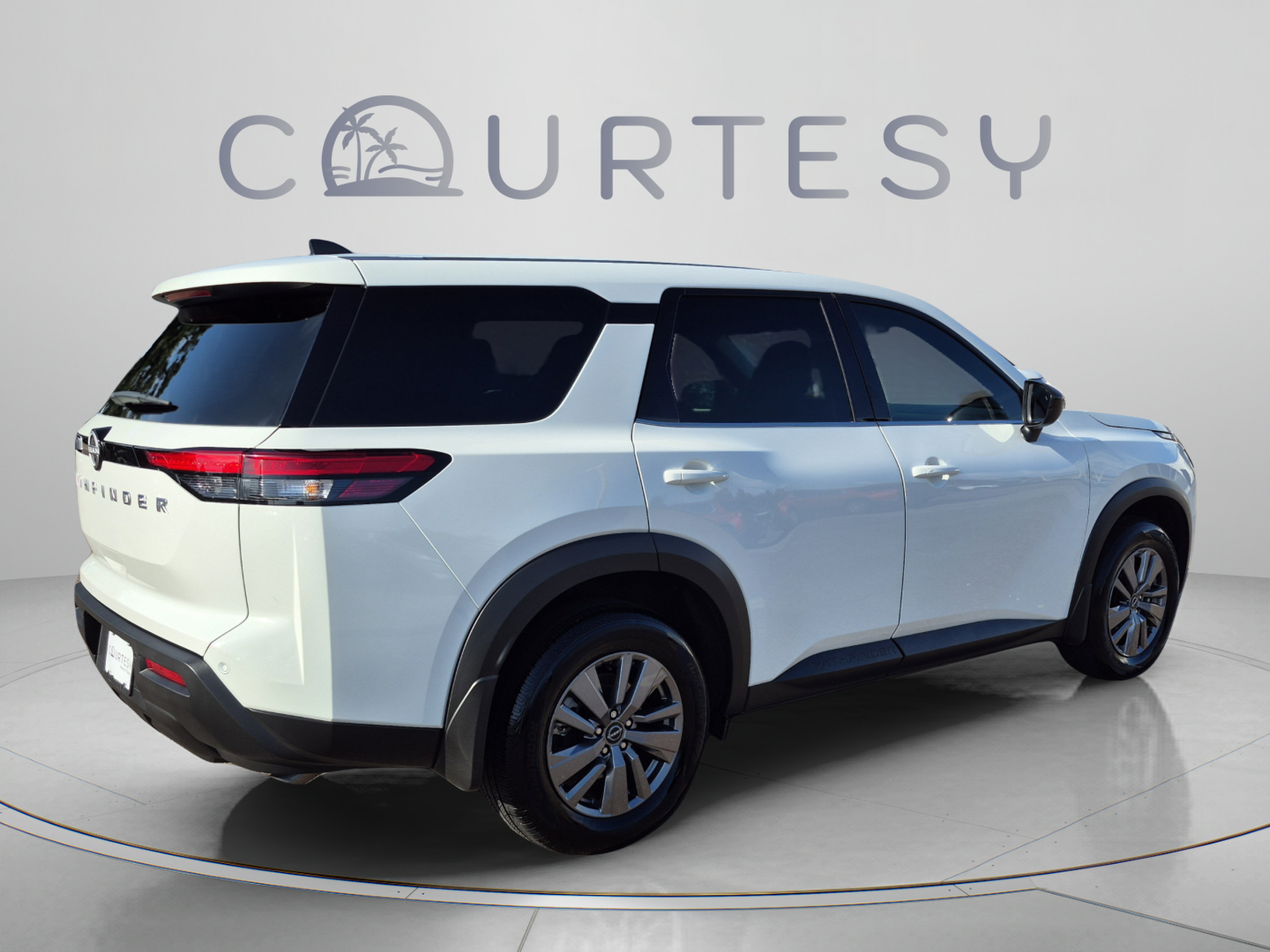 Certified 2025 Nissan Pathfinder S FWD image 7