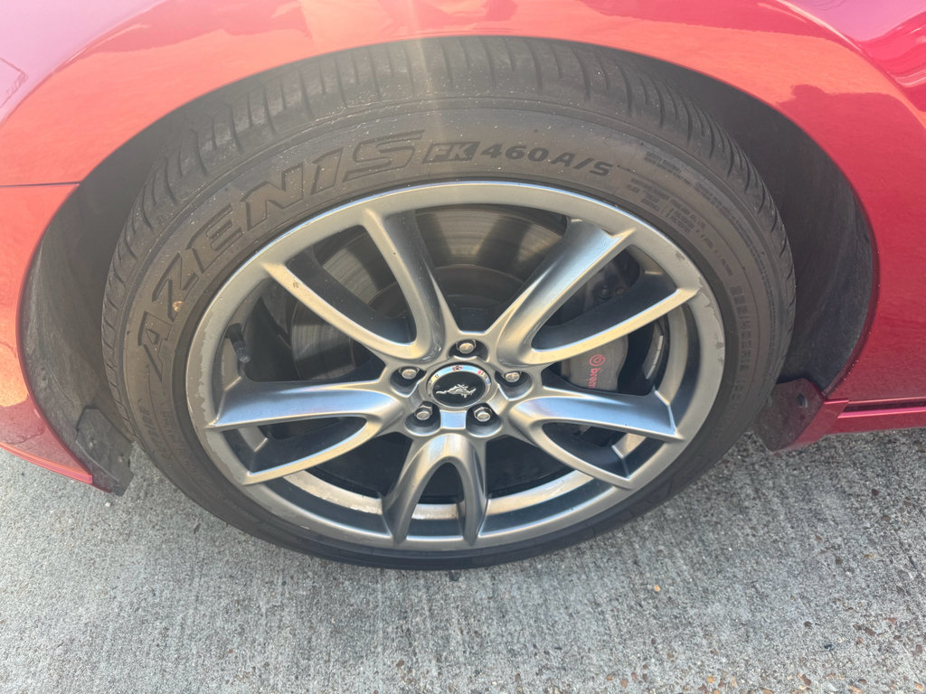 Used 2013 Ford Mustang GT Premium w/ Brembo Brake Pkg RWD image 9