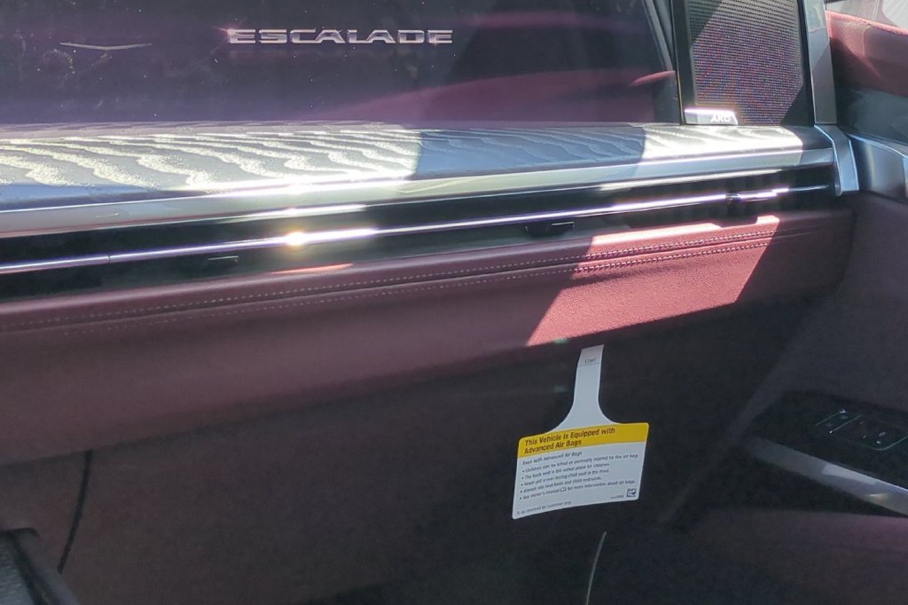 New 2026 Cadillac Escalade Sport w/ Touring Package AWD/4WD image 21