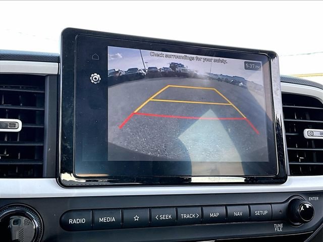 Used 2024 Hyundai Venue Limited FWD image 26