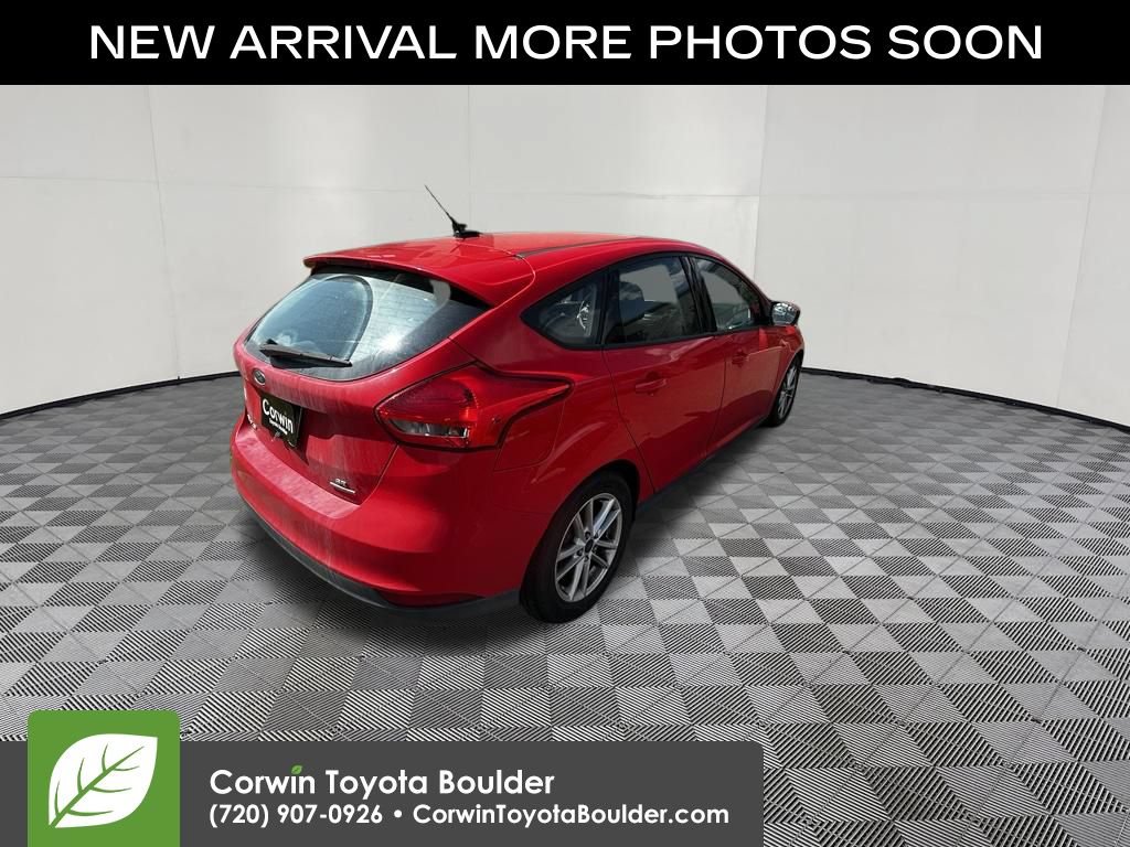 Used 2015 Ford Focus SE FWD image 9