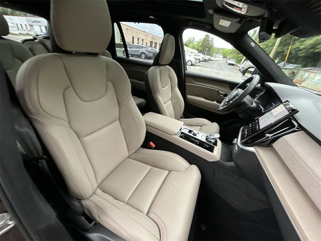 New 2026 Volvo XC90 T8 Ultra image 26