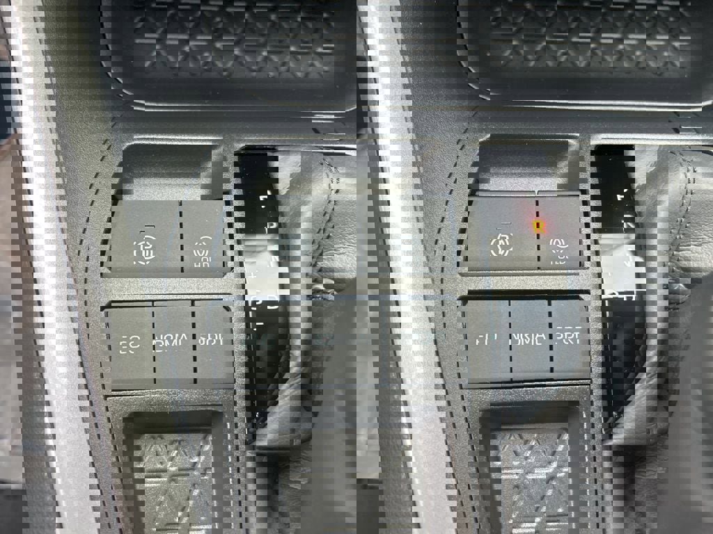 New 2025 Toyota RAV4 XLE image 8