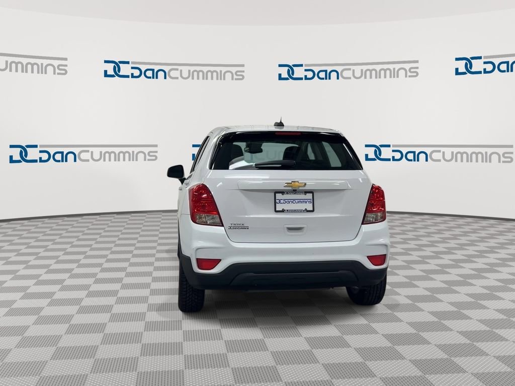 Used 2020 Chevrolet Trax LS FWD image 7