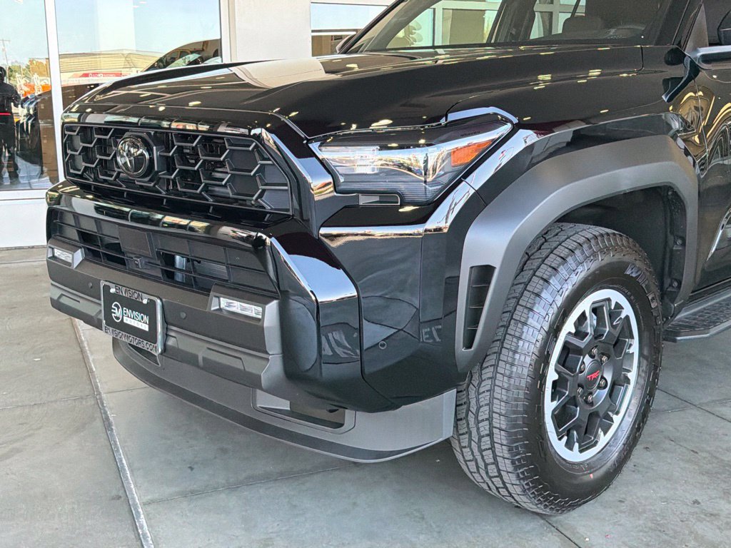 Certified 2026 Toyota 4Runner TRD Off-Road AWD/4WD image 3