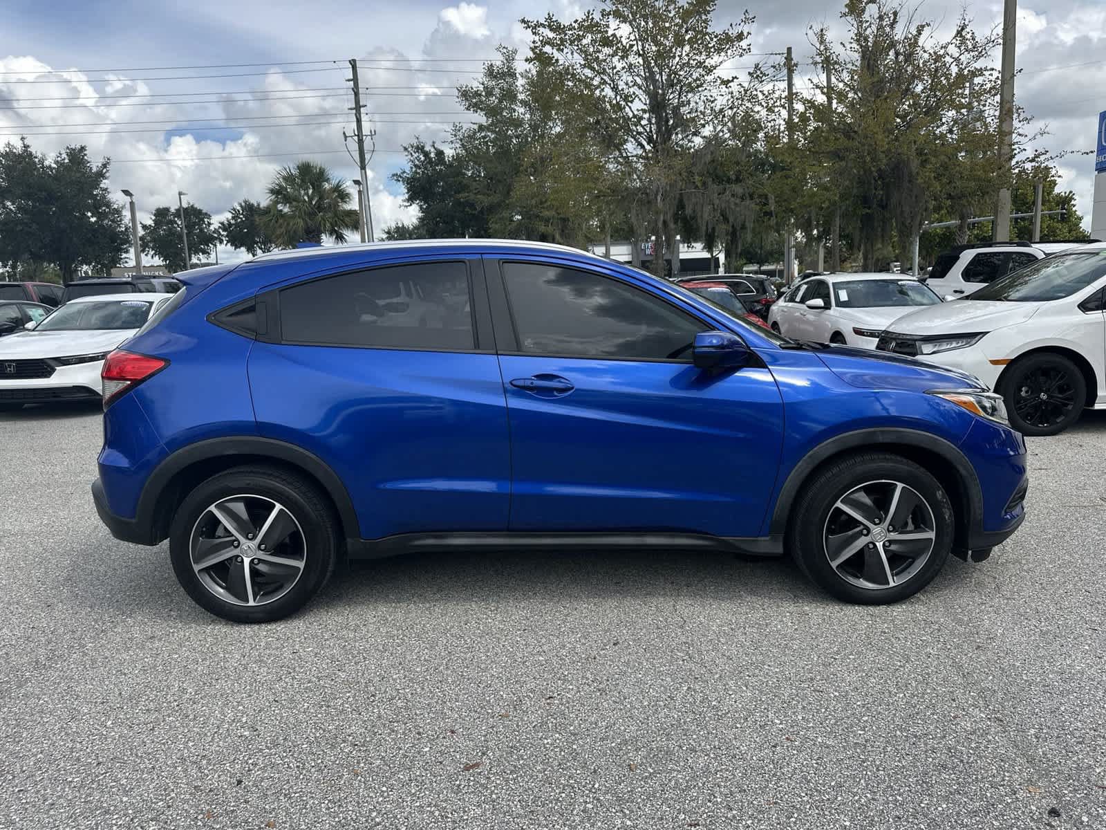 Used 2022 Honda HR-V EX image 7