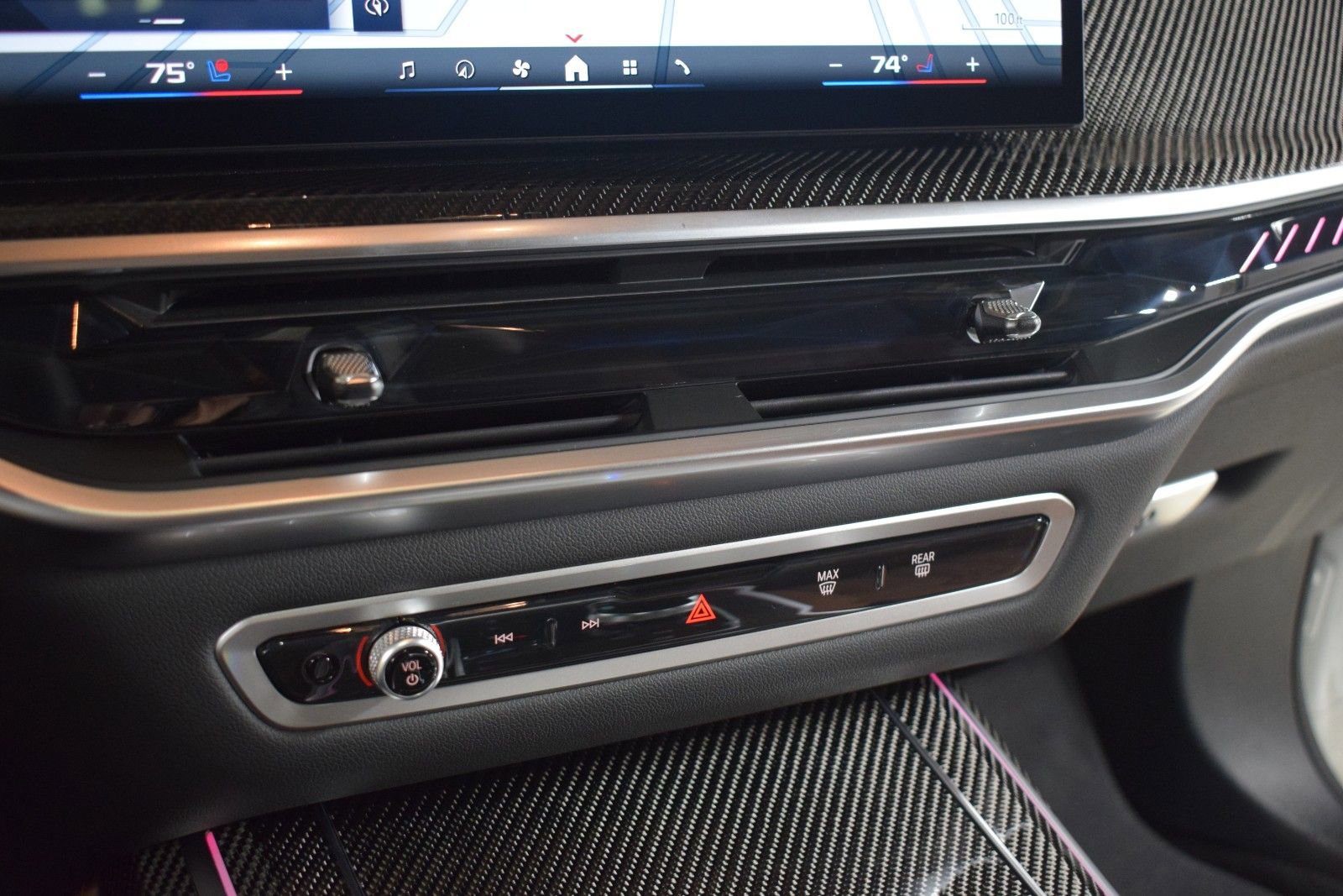 Used 2026 BMW X7 M60i image 34