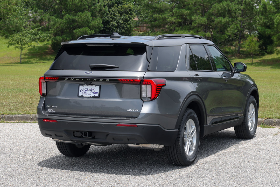 New 2026 Ford Explorer Active AWD/4WD image 6