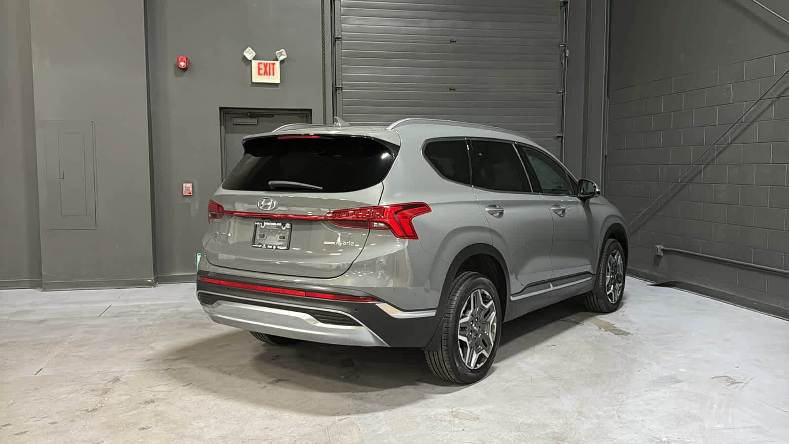 Used 2023 Hyundai Santa Fe SEL Premium AWD/4WD image 4