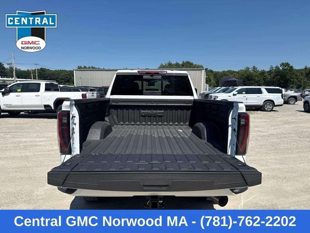 New 2026 GMC Sierra 2500 AT4 w/ AT4 Preferred Package AWD/4WD image 11