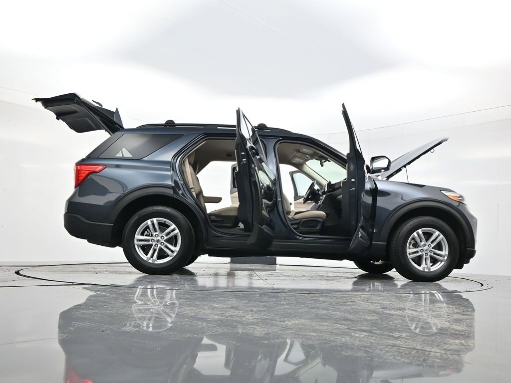 Certified 2022 Ford Explorer XLT w/ Class IV Trailer Tow Package image 62