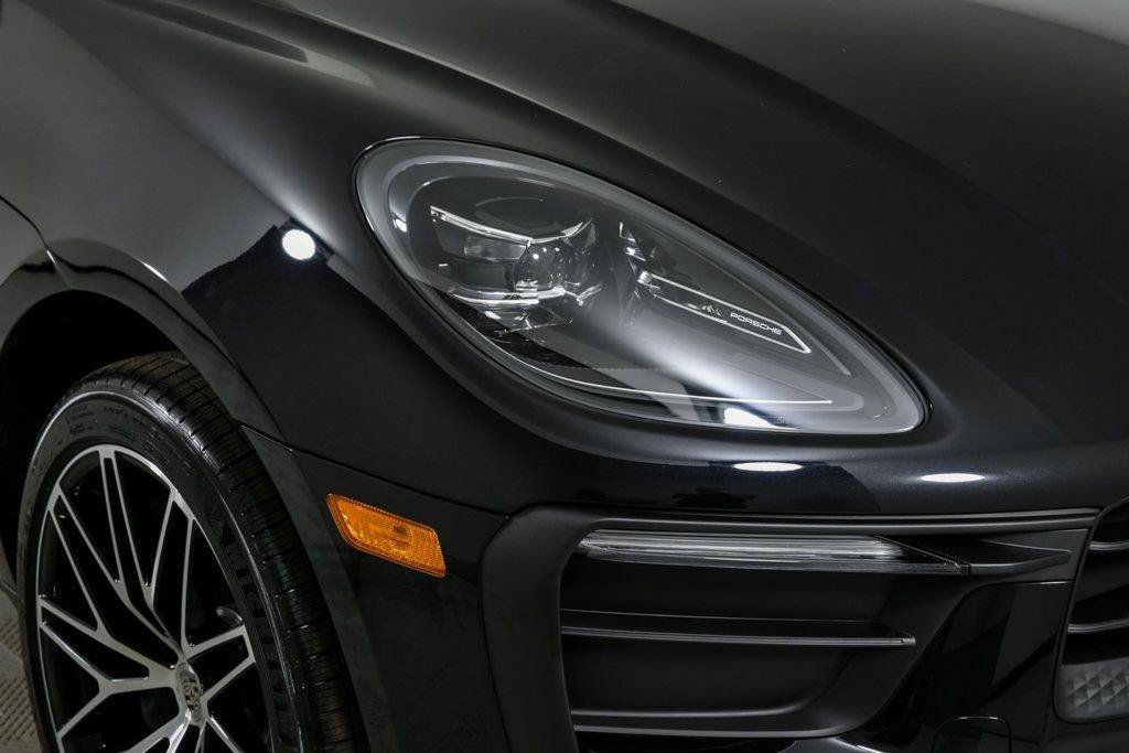 New 2026 Porsche Macan AWD/4WD image 37