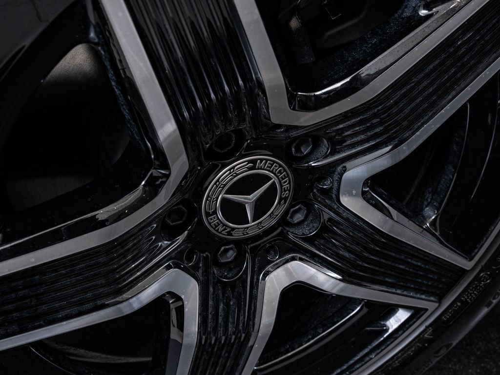 New 2026 Mercedes-Benz GLC 300 4MATIC image 8