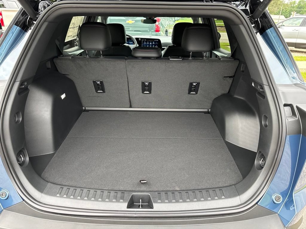 New 2027 Chevrolet Equinox RS w/ Safety and Technology Package AWD/4WD image 11