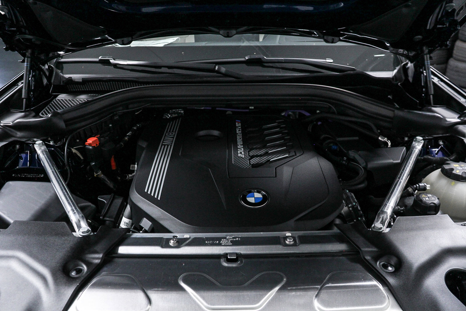 New 2025 BMW X4 M40i AWD/4WD image 27