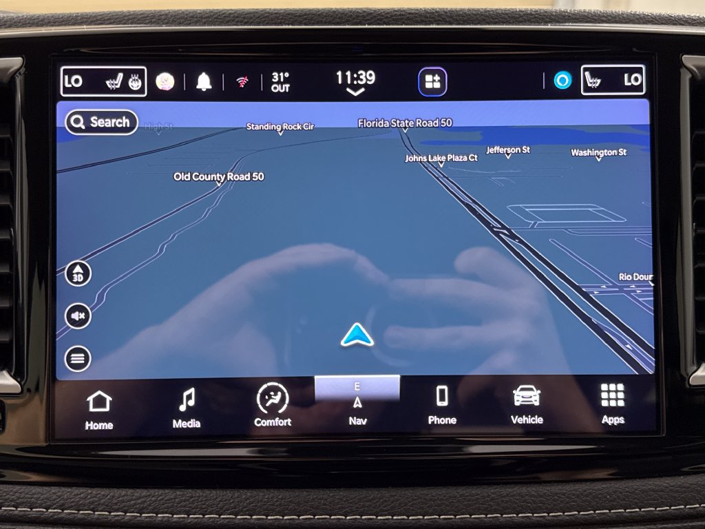 Used 2023 Chrysler Pacifica Limited FWD image 17