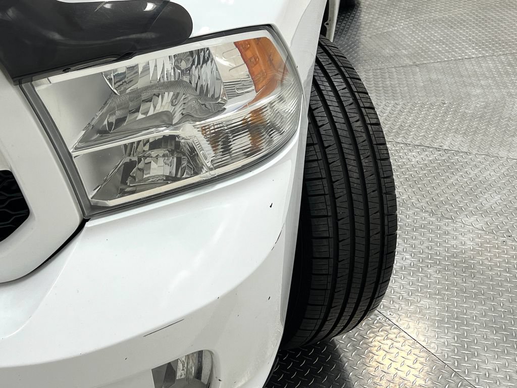 Used 2014 RAM 1500 Express AWD/4WD image 35