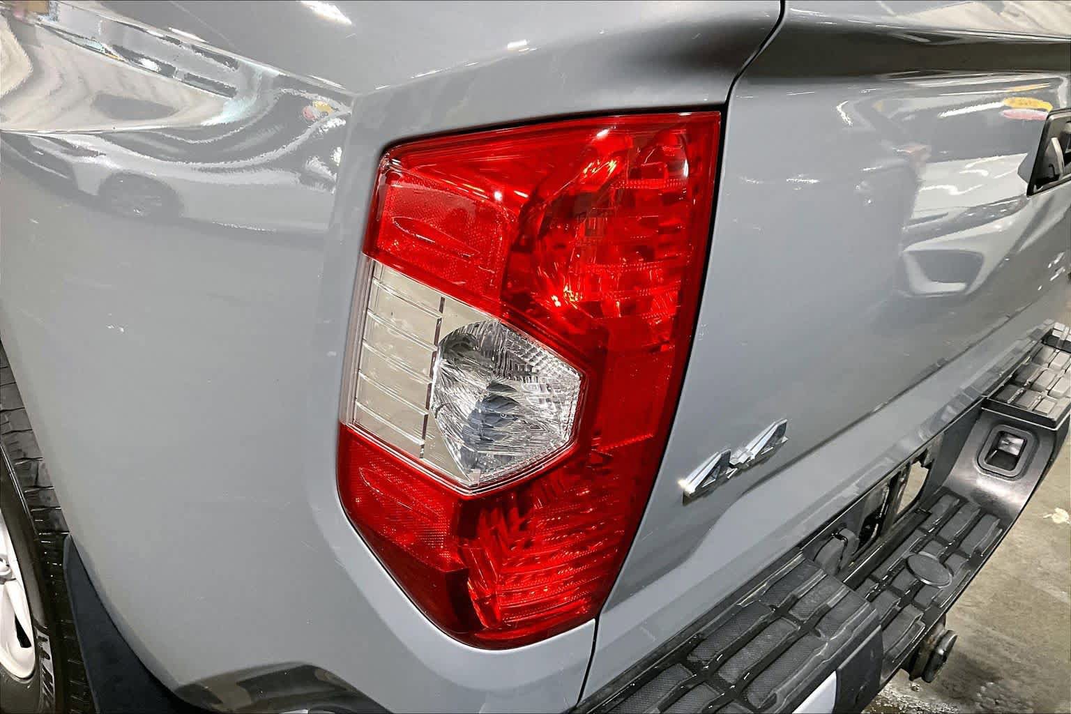 Certified 2021 Toyota Tundra SR5 AWD/4WD image 29