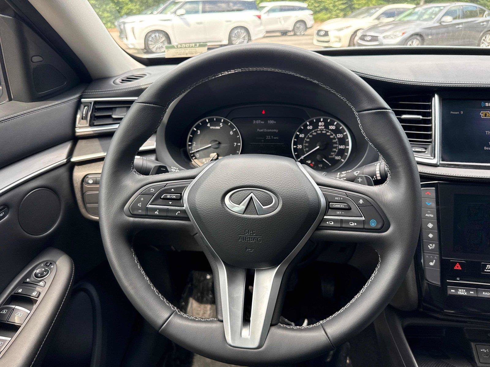 Used 2025 INFINITI QX50 Luxe w/ Accent Package AWD/4WD image 17