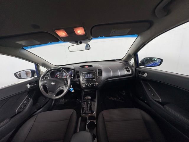 Used 2017 Kia Forte LX w/ LX Popular Package image 8