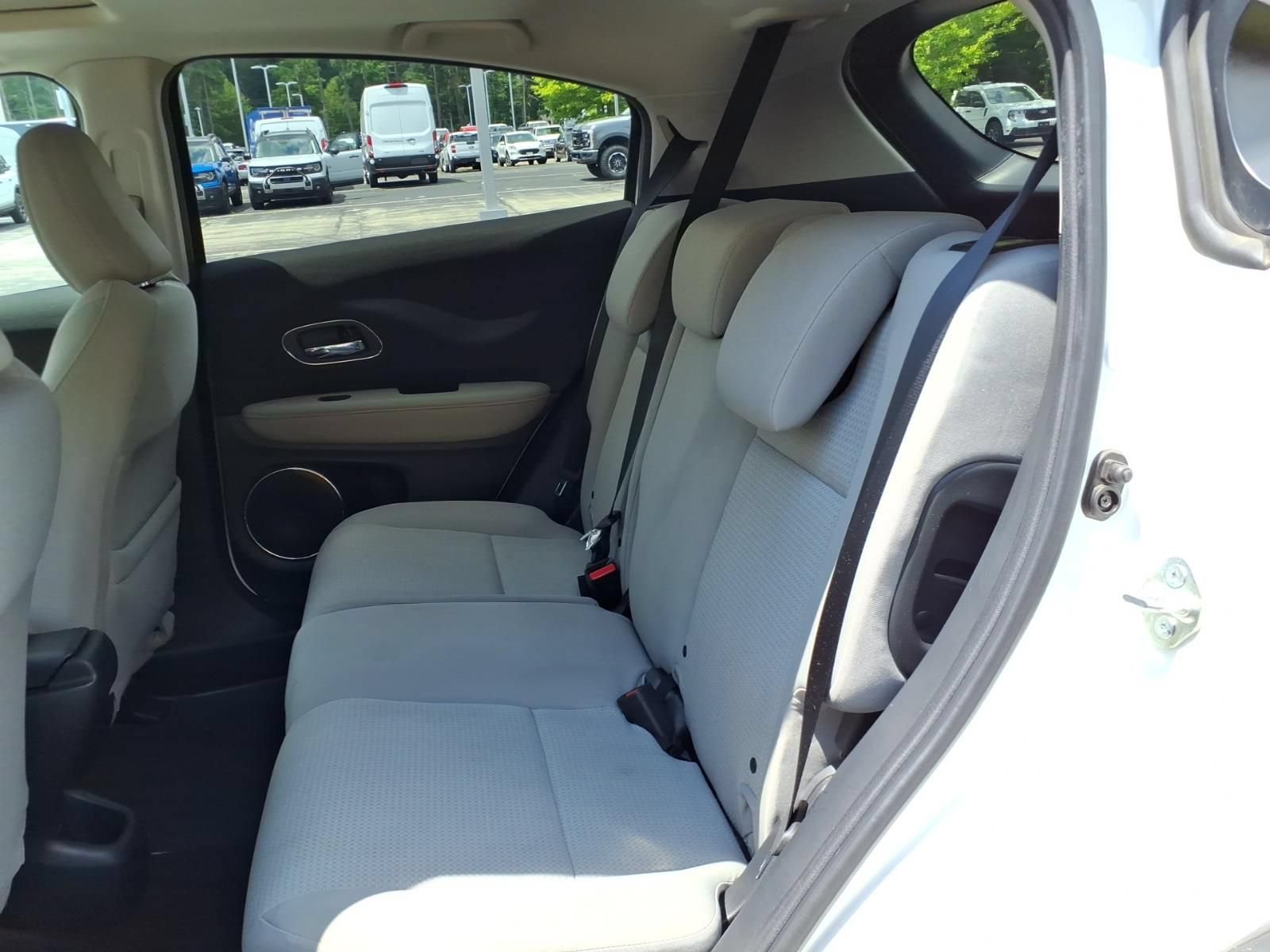 Used 2022 Honda HR-V EX image 30