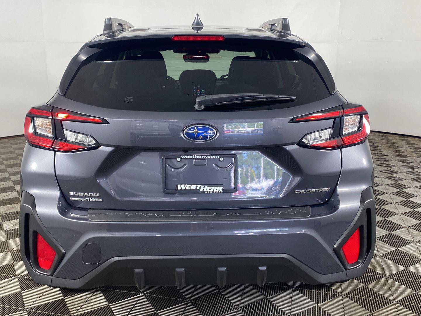 Used 2024 Subaru Crosstrek 2.0i Premium AWD/4WD image 6