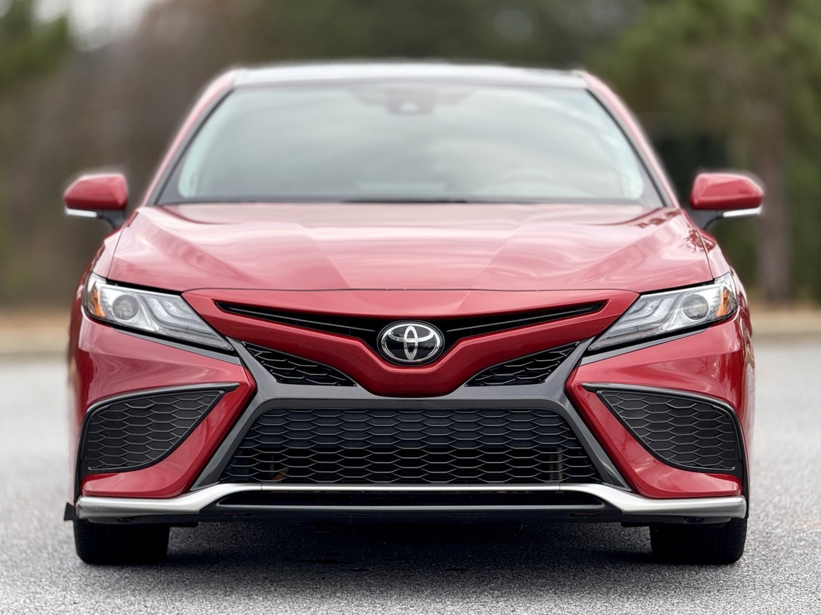 Used 2021 Toyota Camry XSE w/ Navigation Package image 2