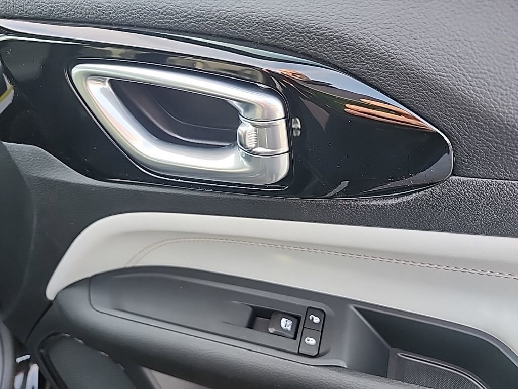 New 2026 Jeep Compass Limited image 12