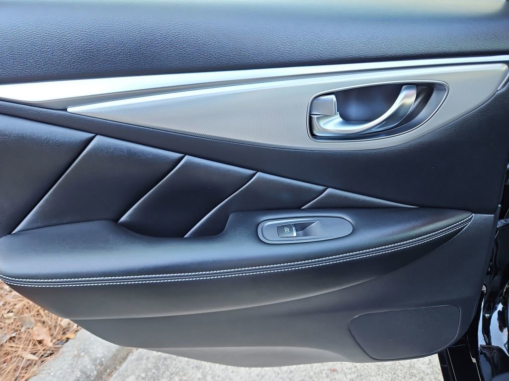 Used 2022 INFINITI Q50 Luxe w/ Cargo Package image 31