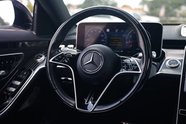 Used 2021 Mercedes-Benz S 580 4MATIC Sedan image 31